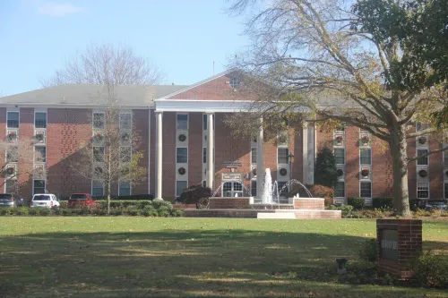 Luxury Town Home Close to Everything