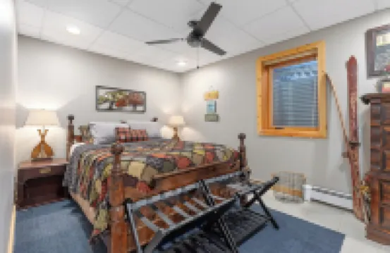Serpent Lake Cabin • Sleeps 13 • Cuyuna Trail