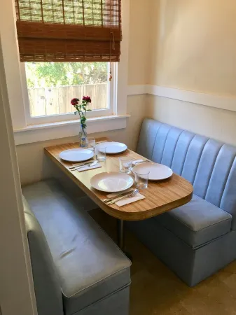 Sparkling clean 1920's bungalow