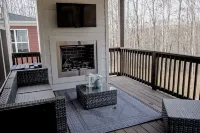 Serene Lake House plus Golf Cart, Access to Tim's Ford LakeBlue Gill Marina