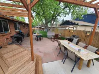 COZY Lower Level 3 Bedroom Private Suite in South Boulder