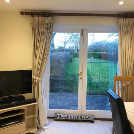 Pear Tree Cottage. 2-bedroomed cottage.  Short breaks welcome.  Free Wifi Отели рядом с достопримечательностью «Херефордский собор»
