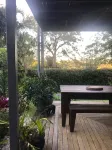 Spacious Bangalow Apartment for short and longer stays.