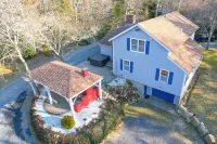 Exclusive Cape Cod Retreat!