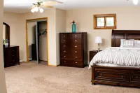 Large Secluded Home w/ Private Pool, Hot-tub, Gym, Game room, and Bar Area.