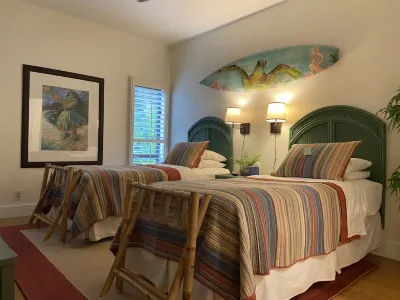 Steps to the Beach! Ocean Front Condo! 5 Star Views! Centrally Located!