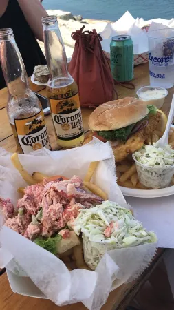 Private Cape Rental 1 Mile from the Beach! Отели в г. Деннис