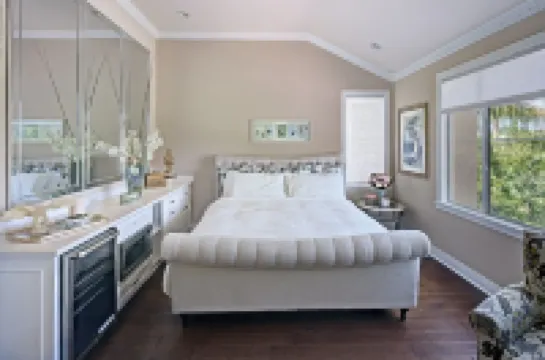 Stunning golf course view vacation home Hotels in Tustin