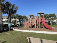 Bay views Cottage w/private suite, 4 min from beach and Moody Gardens