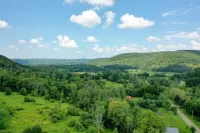 New Build • Ellicottville Ski Chalet • Sleeps 8