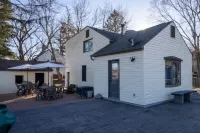 Melrose Place - Kinnick's Best Game Day Experience