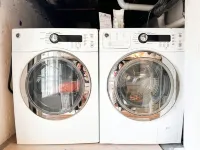 Affordable NYC Luxury: Warm & Inviting Stay, Walk to Riverside Views Hotels in Edgewater