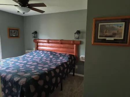 Troullier's River House