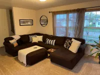 EAA House! Cozy sub division home within 2 miles of EAA grounds!
