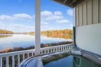 Luxury lakefront escape near Gun Lake