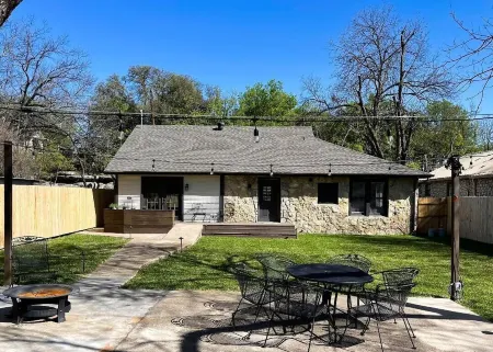 Historic River House Glen Rose Texas