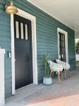 New! 5 Luxury Bath home w/ modern Chef's Kitchen