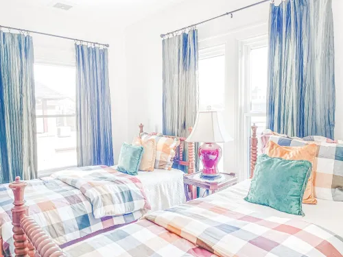 Gilmore Manor. Luxury Group Stay. Prime downtown location. 5 Min to Cedar Point.