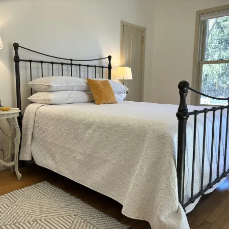 Historic Home By Carleton College; Perfect for Visiting Families & Faculty Hotels in Northfield