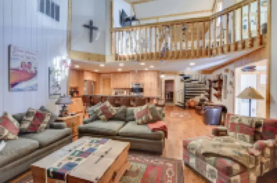 Amazing 4 bedrooms house in Lake Tahoe on the water