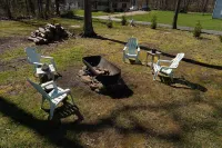 Charming Cottage by the Lake❤️ Hotels in Tolland County