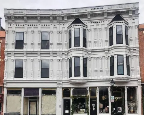 Ulysses Suites, Suite 302 Hotels in Galena