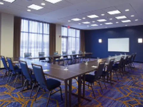 阿伯丁裏普肯體育場萬怡酒店 阿伯丁酒店