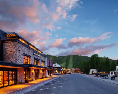 The Cloudveil, Autograph Collection Hotels in Jackson