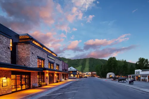 The Cloudveil, Autograph Collection Hotels in Jackson