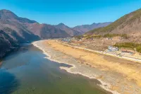 Okcheon Saebom Group Pension Hotel di Daerah Okcheon