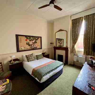 American Hotel Creswick Rooms