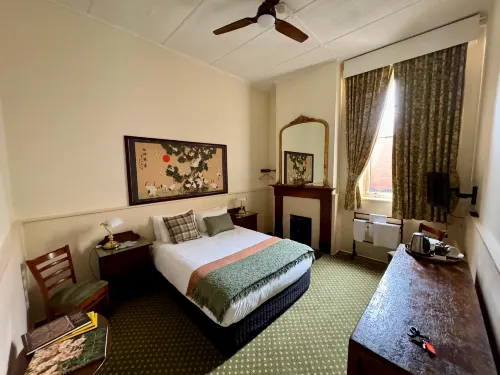 American Hotel Creswick Hotels in Creswick