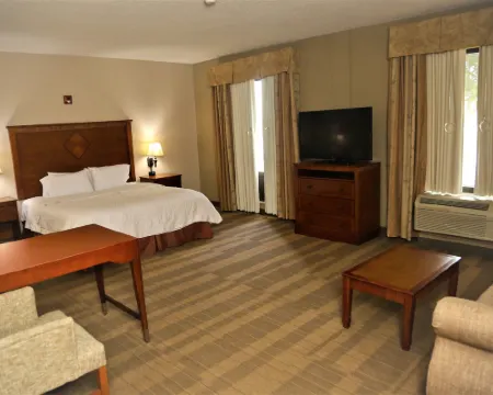 Hampton Inn & Suites Jennings Hotels in Jennings
