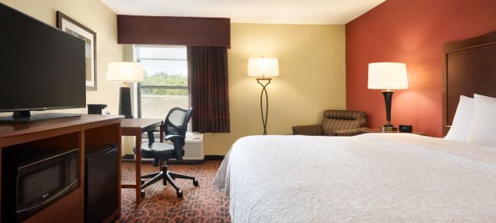 Hampton Inn Battle Creek Hotels in Calhoun County