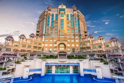 Swissôtel Al Murooj Dubai Các khách sạn ở Dubai