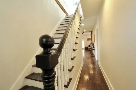 Downtown -  Spacious Open Floor plan & Huge Kitchen Perfect for Family & Friend