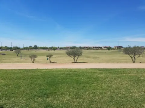 Beautiful Modern Home Fully Upgraded!