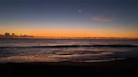 Beautiful, Private Beach House - 1 Block To The Beach (AC) 3 Bedroom - Sleeps 8 - 2성급