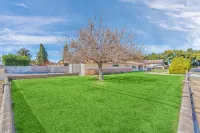 5 Stars Family Villa Game room! BIG backyard! Hôtels à : 