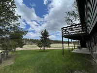 Beautiful, Countryside, 6 Bdrm Next to Custer State Park with Air Conditioning Hotels in Custer County
