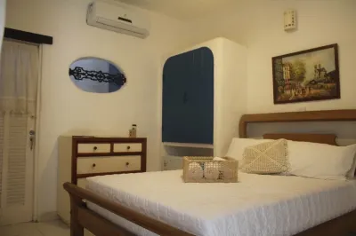 Aquarius Osteria Hotel dekat The Small Beaches