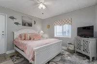 Direct Boardwalk, 1st floor end unit, Ocean front, 4th Street, Ocean City, MD