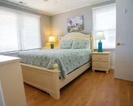 Cottage on the Beach, Pet Friendly!