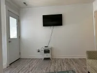 Private In Law Unit In Beachfront Neighborhood Steps To Sand Walk To Restaurants