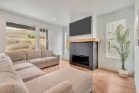 Spacious 4 bedroom townhome in Park City with private Hot Tube Hotel a Hideout