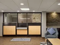 AmericInn by Wyndham Madison WI Các khách sạn gần Công viên Warner