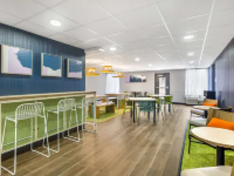 Spark by Hilton Roanoke Airport โรงแรมในโรอาโนค