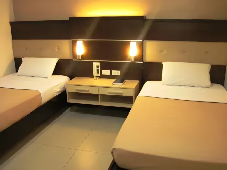 Olongapo Travel Lodge Отели в г. Олонгапо