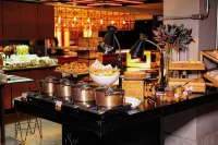 Radisson Red Campinas - breakfast