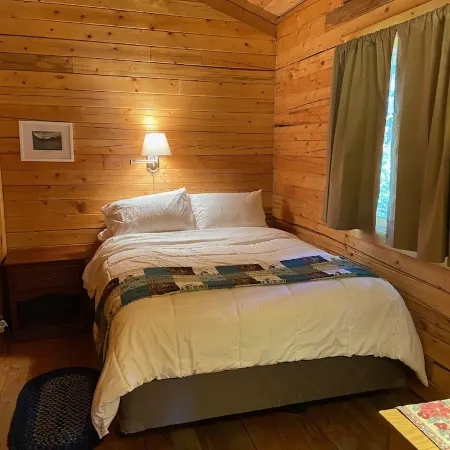 Aspen Cabin Columbia Mountain Ranch